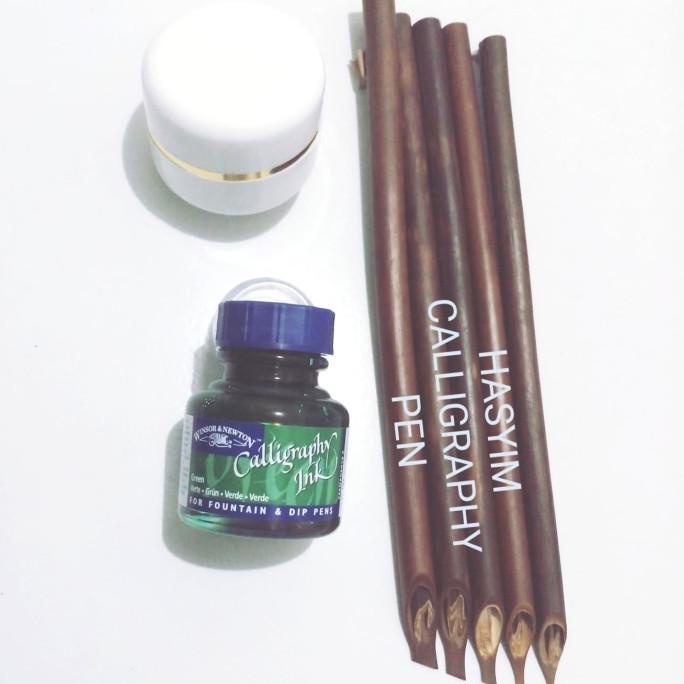 

handam + tinta Winsor + wadah tinta / pena kalaigrafi / qalam khat