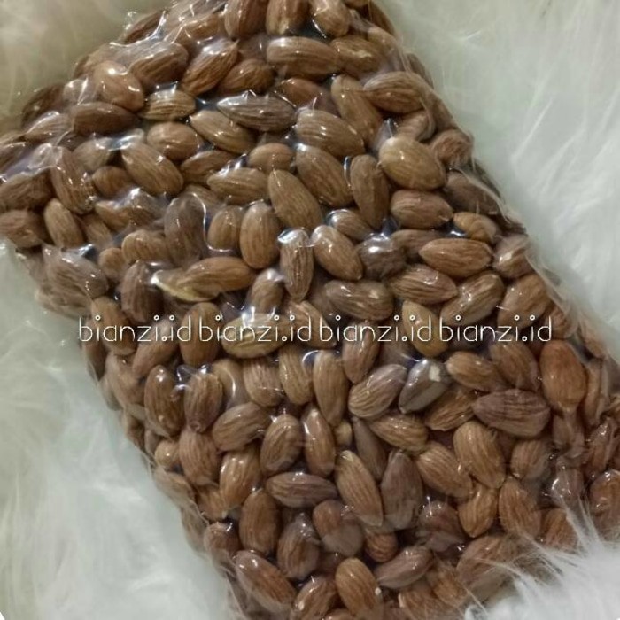 

Blue Diamond Almonds with SUPER SIZE (ALMOND MENTAH) 500gr
