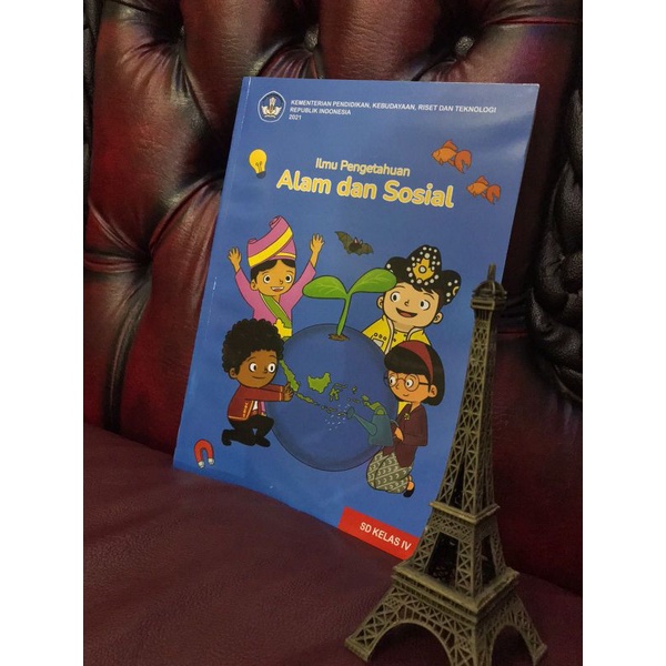 

Buku Kurikulum Merdeka. Buku Ilmu Pengetahuan Alam dan Sosial untuk Siswa Kelas 4 SD. Terbaru!