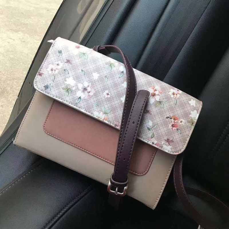 CRAZY BOOM SALE - PARFOIS FLOWERY SLING BAG