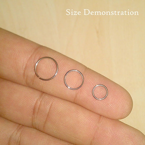 1pc Surgical Steel Flexible Hand Seamless Nose Hoop Ring Stainless Steel Ring Hoop Ear Nose Lip Body Piercing Jewelry