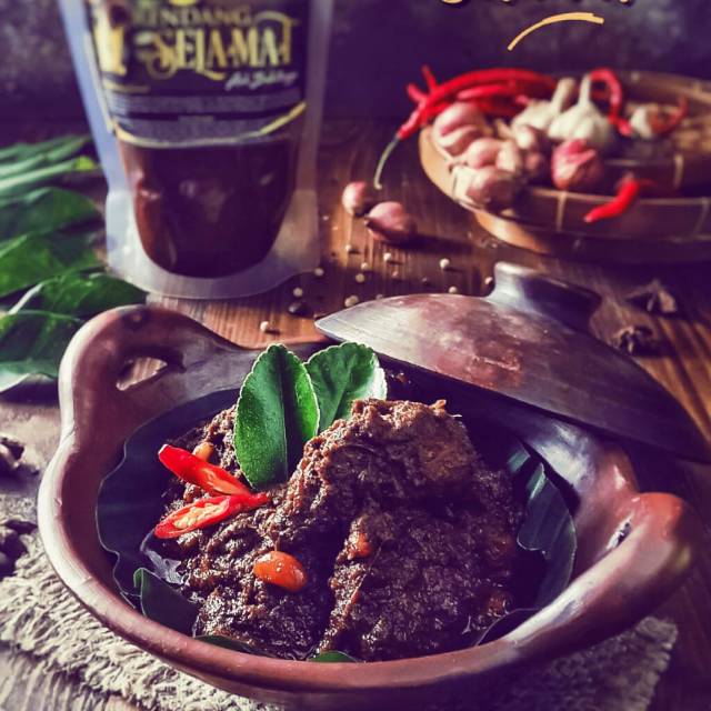 

Rendang selamat asli bukittinggi 1/2 kg