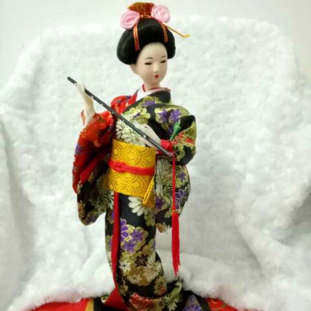 Pajangan japang geieha/ boneka kimono/  boneka geisha jepang / souvenir / miniatur