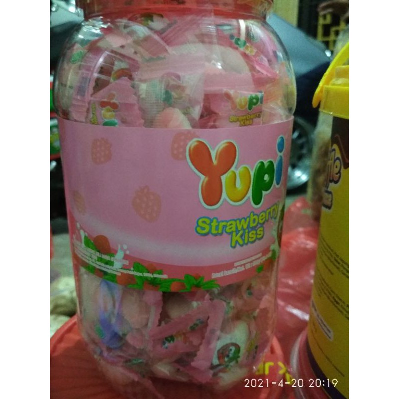 

chayra snack permen yupi 1 toples/300g