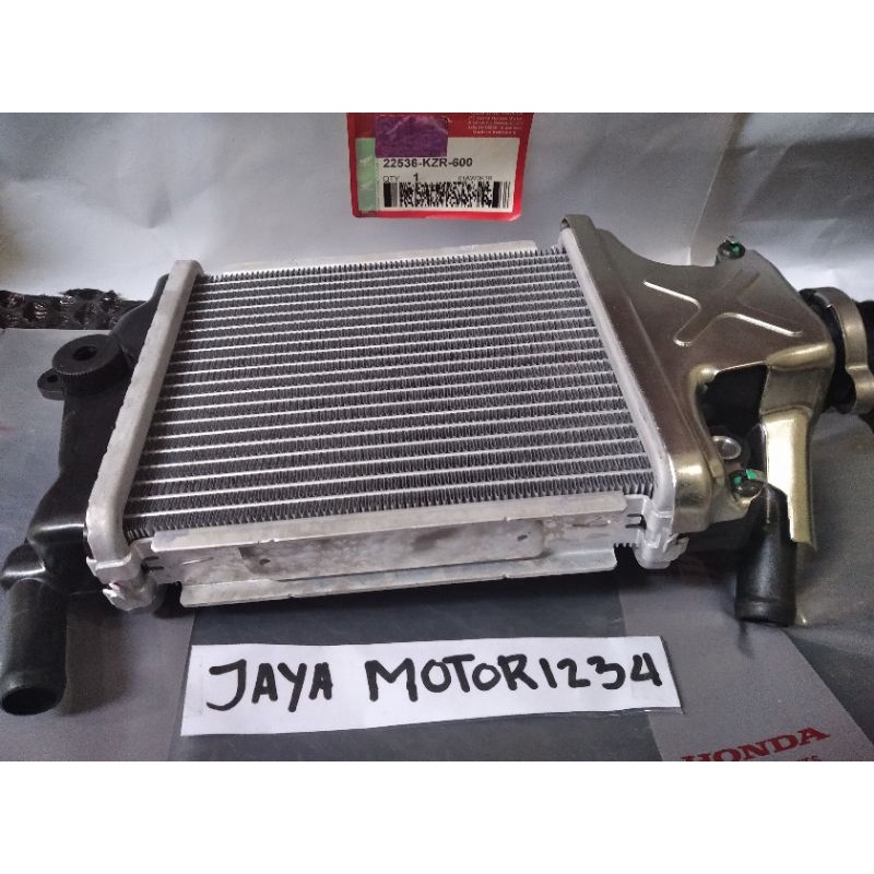 RADIATOR ASSY VARIO 125 OLD/VARIO 125 LED VARIO 150 OLD (KZR)Original