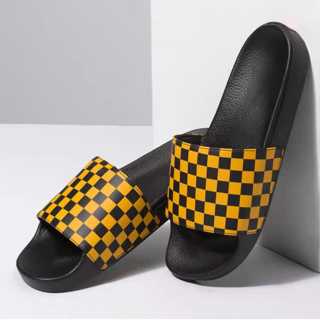 Sandal karet motif catur cantik terbaik