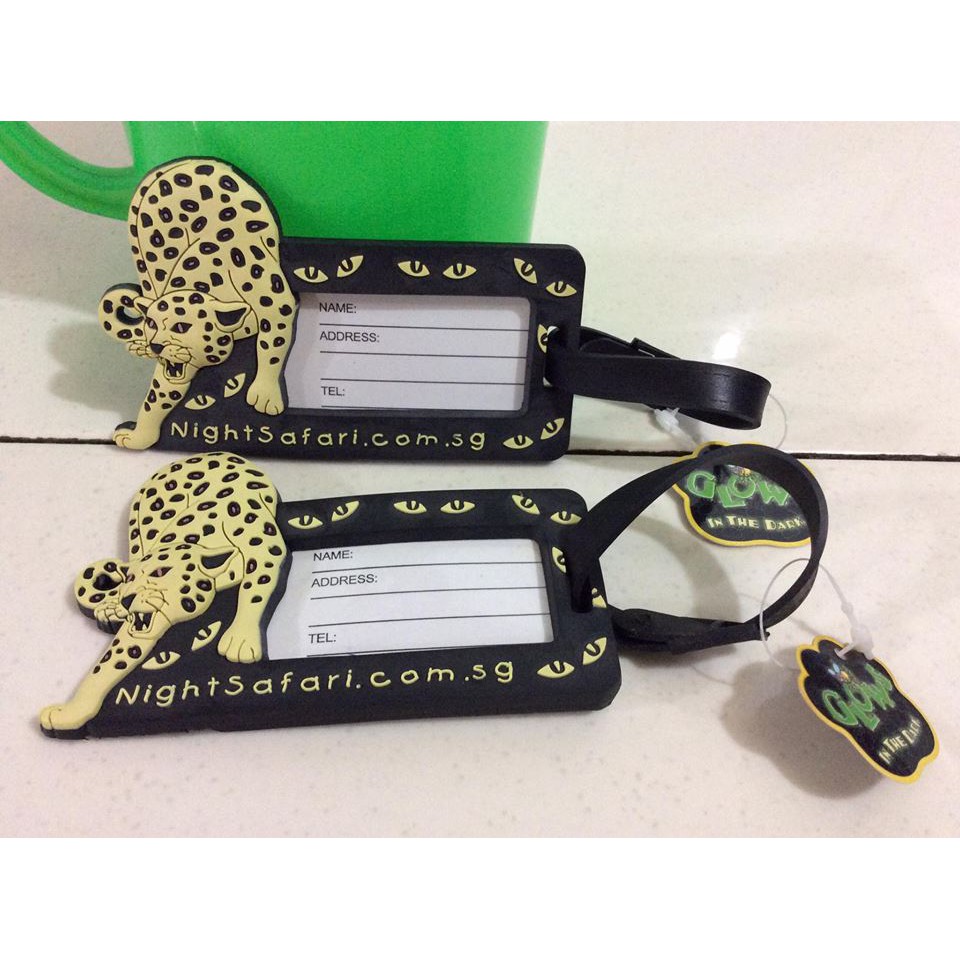 

Name tag Holder Leopard Glow In The Dark Import Night Safari Singapore