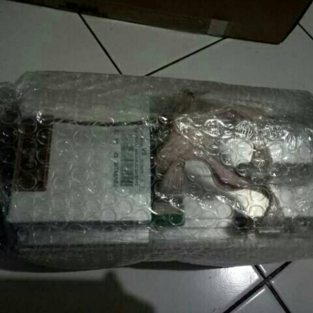 AntMiner V9 4T 4th/s Bitcoin Miner + 1800w power supply, 6PIN *10