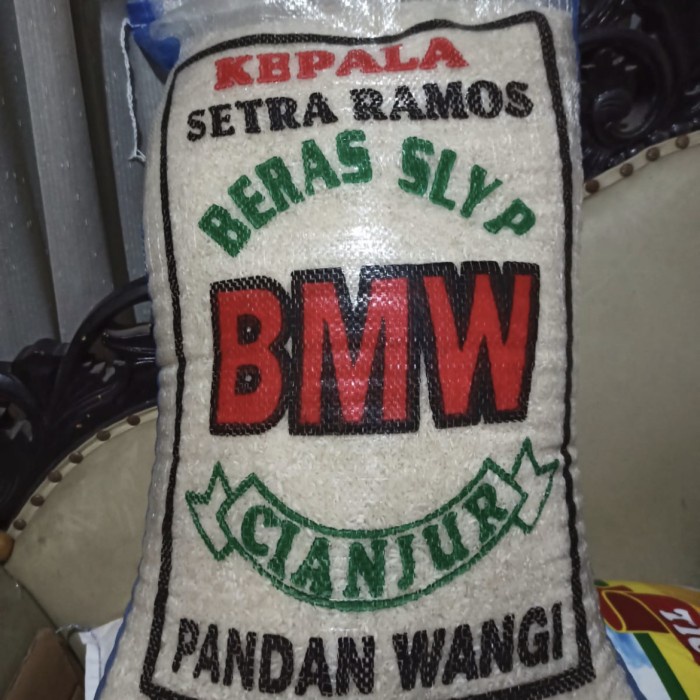 

Beras BMW Pandan Wangi 20 kg