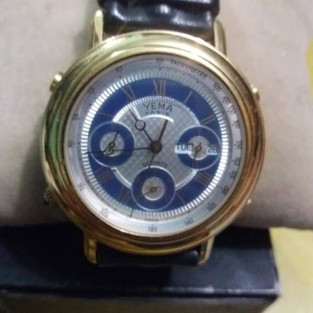 Jam tangan YEMA