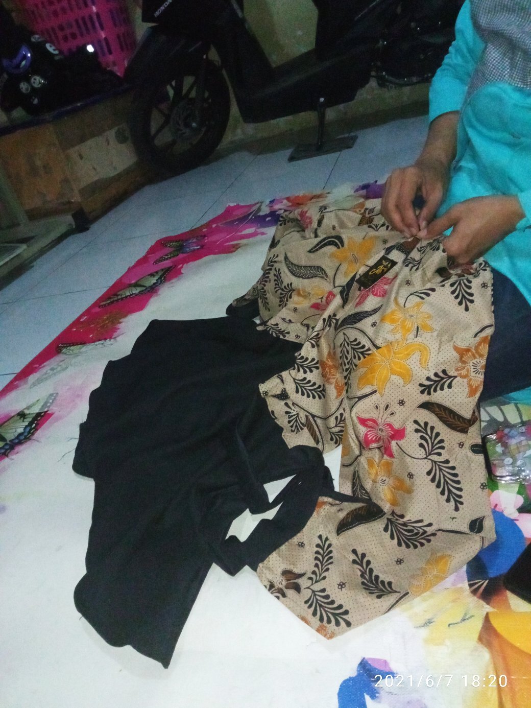 Blouse Batik Wanita Dewasa Baju Batik Wanita Modern Seragam Kantor Banyak Model