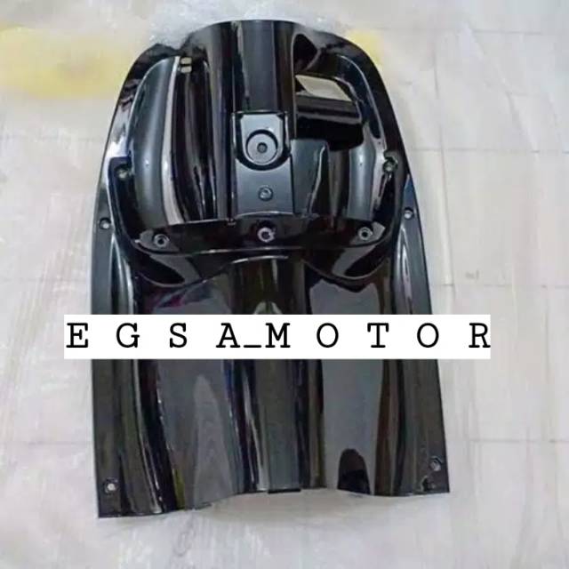 Legshield Dalam Besar Tengah Kontak Scoopy Fi Esp 2013-2016 Hitam