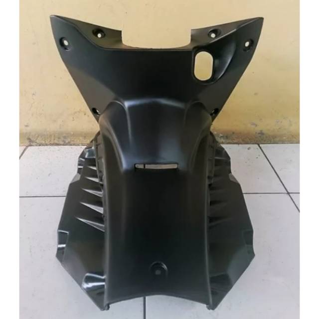 Legshield tengah blade lama