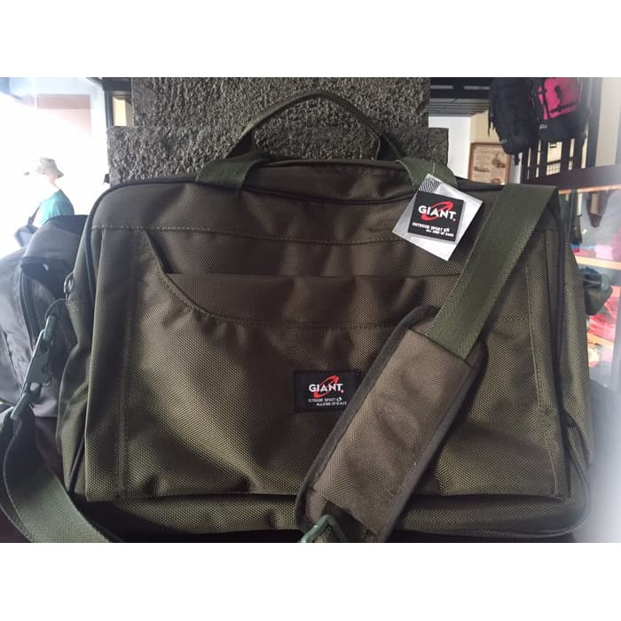 Unik Tas Selempang   Tas Laptop Alpina Giant GTS121 Limited