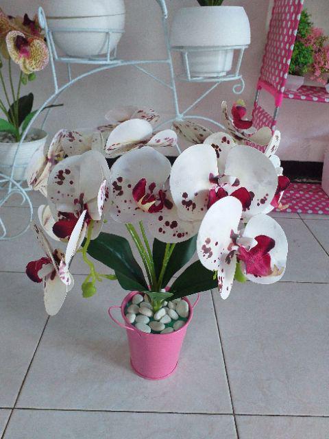 Vas Bunga Kaleng Bentuk Ember Mb1959