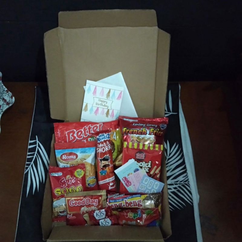 

✨ SEDIA HAMPERS SNACK BOX/GIFT BOX/ SNACK BOX ULANG TAHUN/ GIFT BOX ULANG GRADUATION