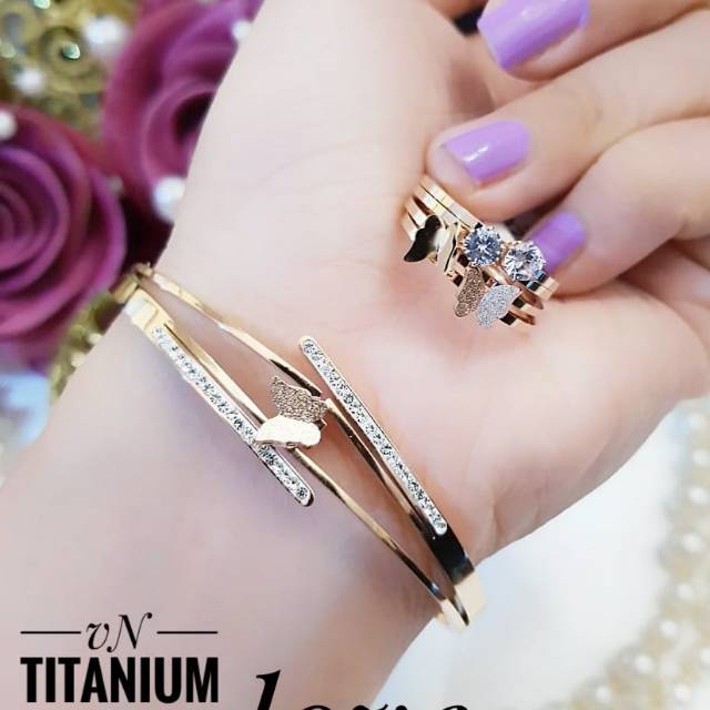 Titanium gelang dan cincin 2724k