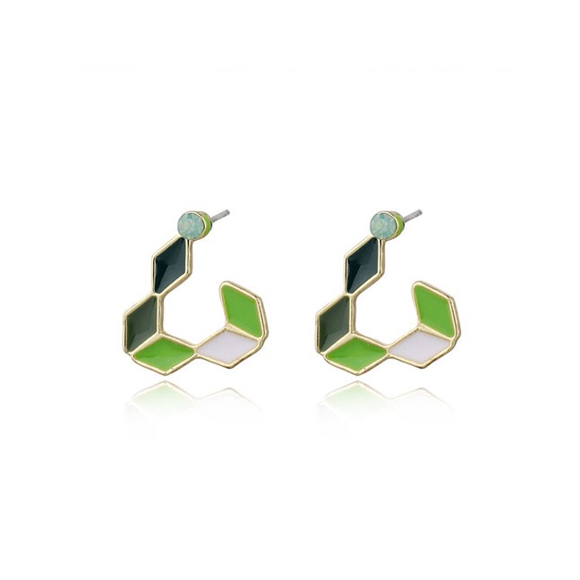 LRC Anting Tusuk Fashion Green Small Hollow Triangular Colored Earrings Resin Ear D32394