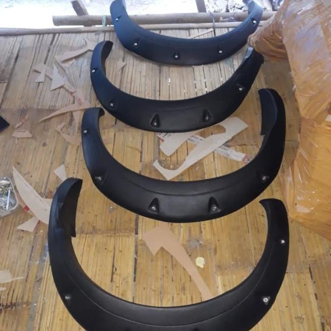 Over Fender Kijang Kapsul