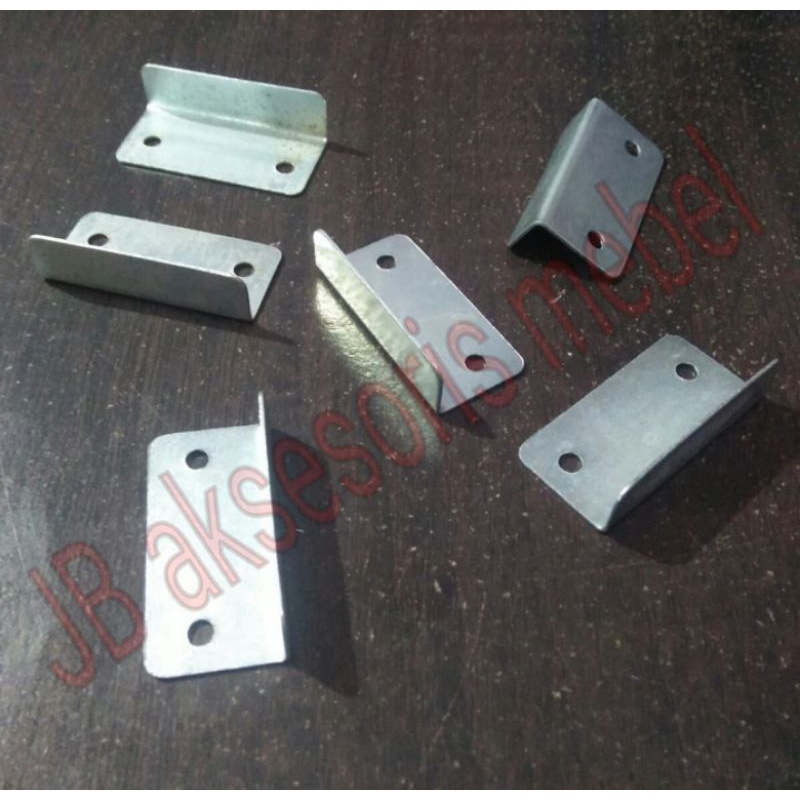 Plat kunci L / Siku penahan tatapan lidah kunci laci lemari