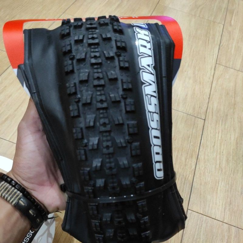 Ban Luar MAXXIS CROSSMARK II 27.5x2.10
