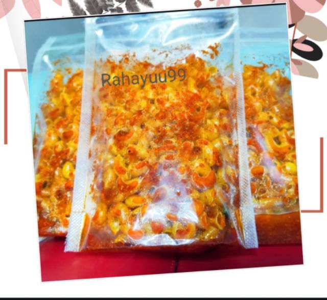 MAKARONI BANTET / MAKARONI PEDAS KENCUR DAUN JERUK 100g / SNACK PEDAS / MAKANAN RINGAN / CEMILAN