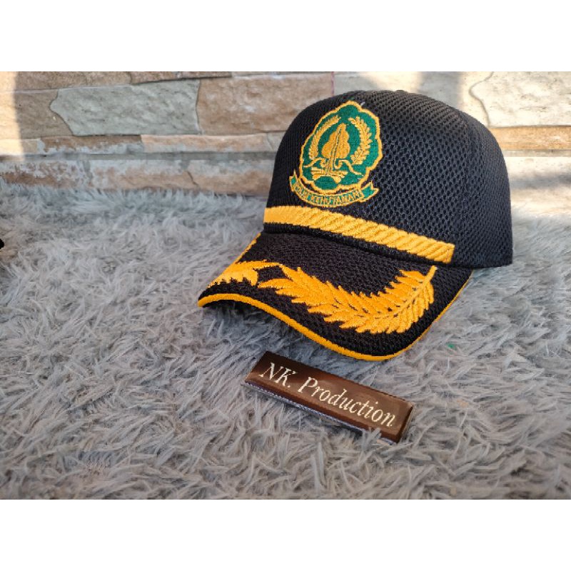 topi polhut logo hijau padi