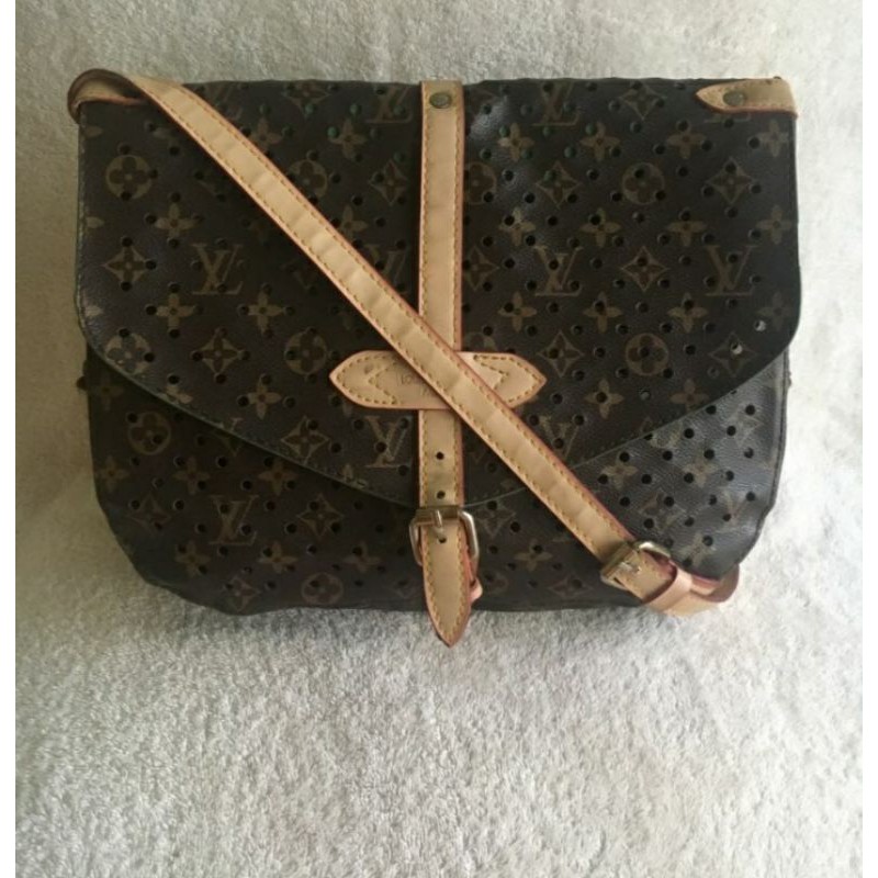 LV Sling Bag Preloved