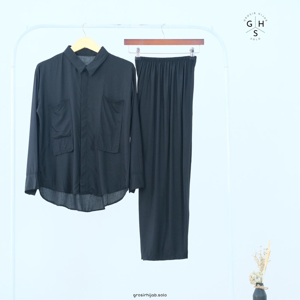 (RPA) ONE SET FECIA KEMEJA BLOUSE WANITA RAYON-ST FECIA HITAM