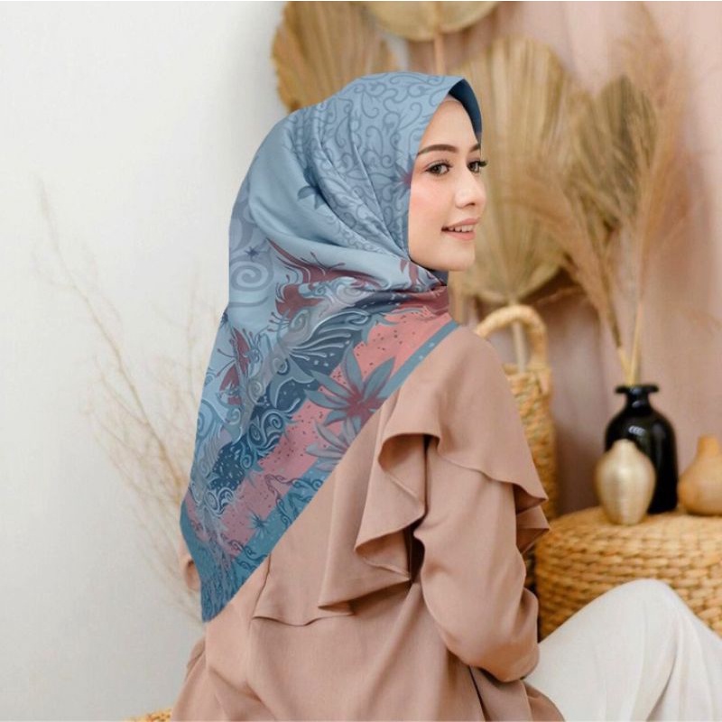 sale hijab segiempat motif Michan Biru Wardah jilbab voal kerudung series