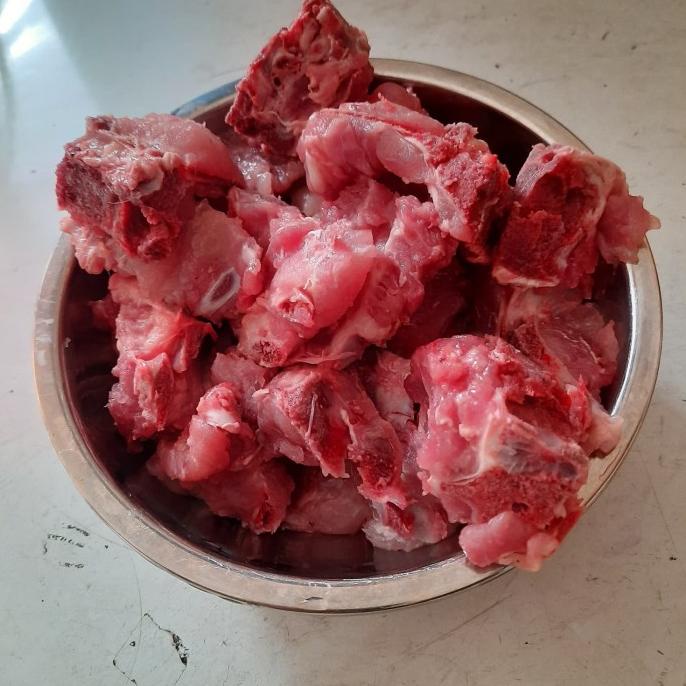 Bakut babi (untuk campuran masakan sayur asin)