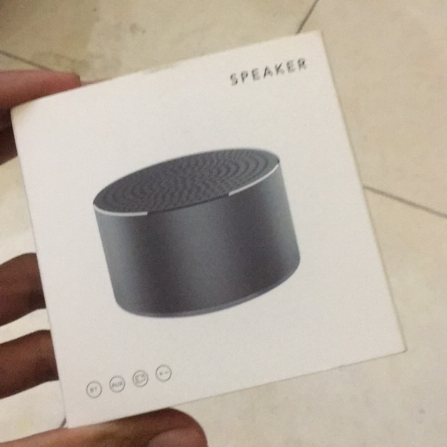 Preloved speaker bluetooth minis