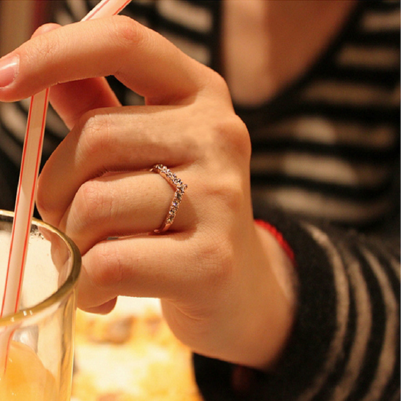 Cincin Jari Telunjuk Bentuk Hati Aksen Berlian Gaya Korea Untuk Wanita
