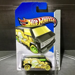 Hot Wheels Treasure Hunt Custom Dodge Van TH