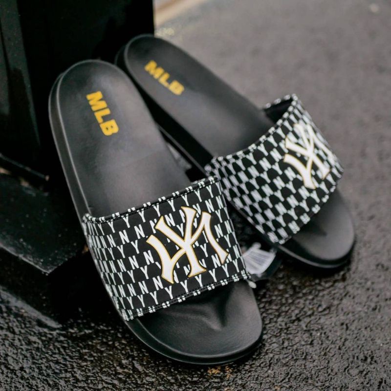 Sendal Slide MLB NY Monogram Sendal Pria / Wanita Sendal Terlaris
