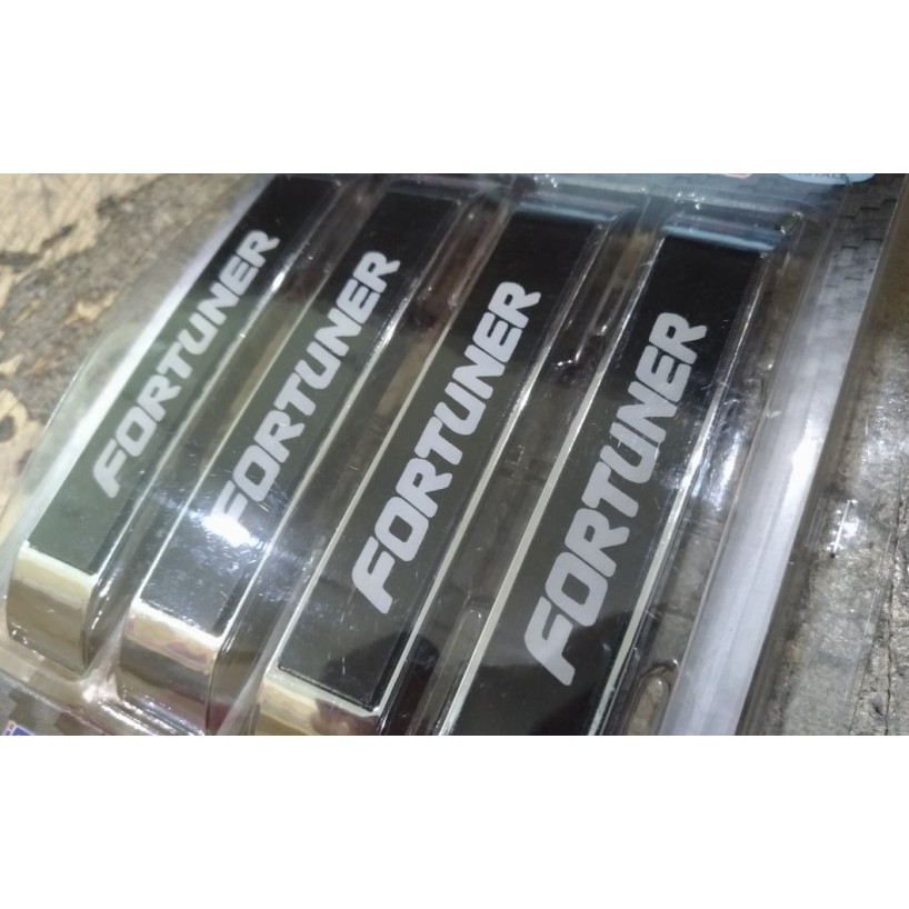 Door Guard Pelindung Pintu Mobil Logo All New Fortuner