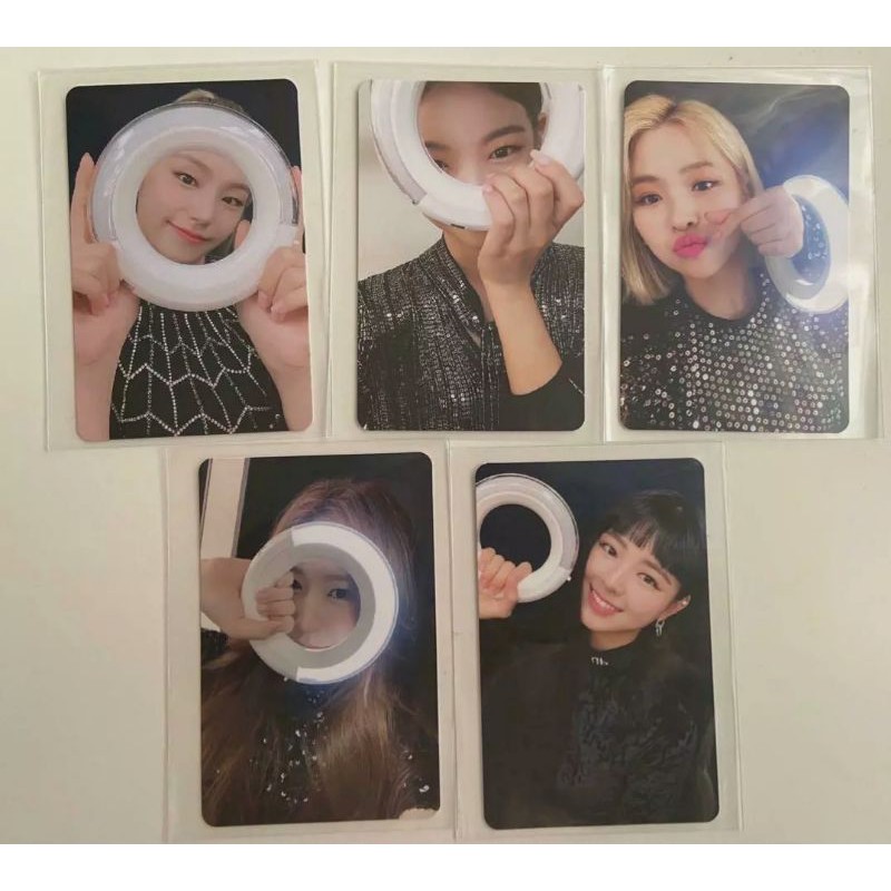 ITZY LIMITED Lightring Photocard PC Set ( 5 PC All Member ) Ryujin Yeji Lia Yuna Chaeryeong