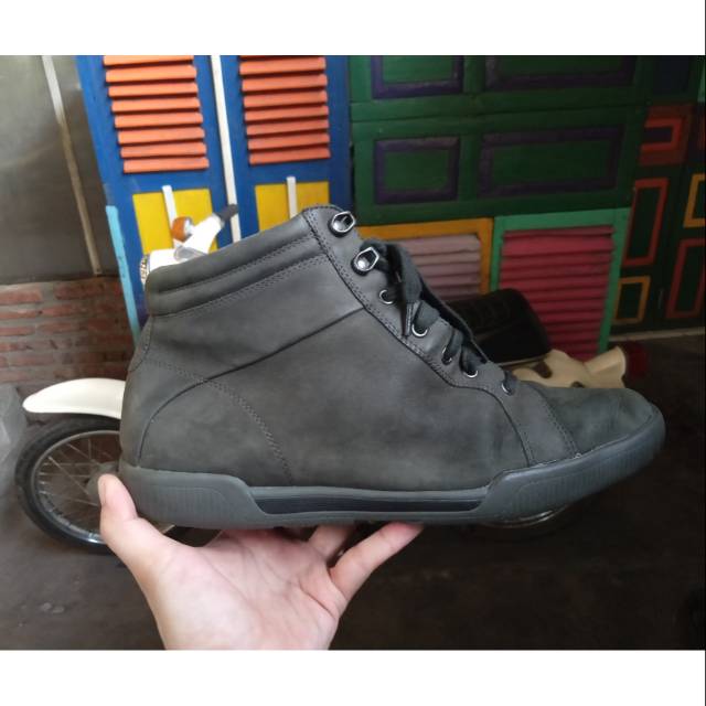 SEPATU BOOTH ROCKPORT
