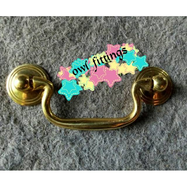 Tarikan Handle Anting Panjang Klasik Kuno Kuningan 2 Baut Lemari Laci