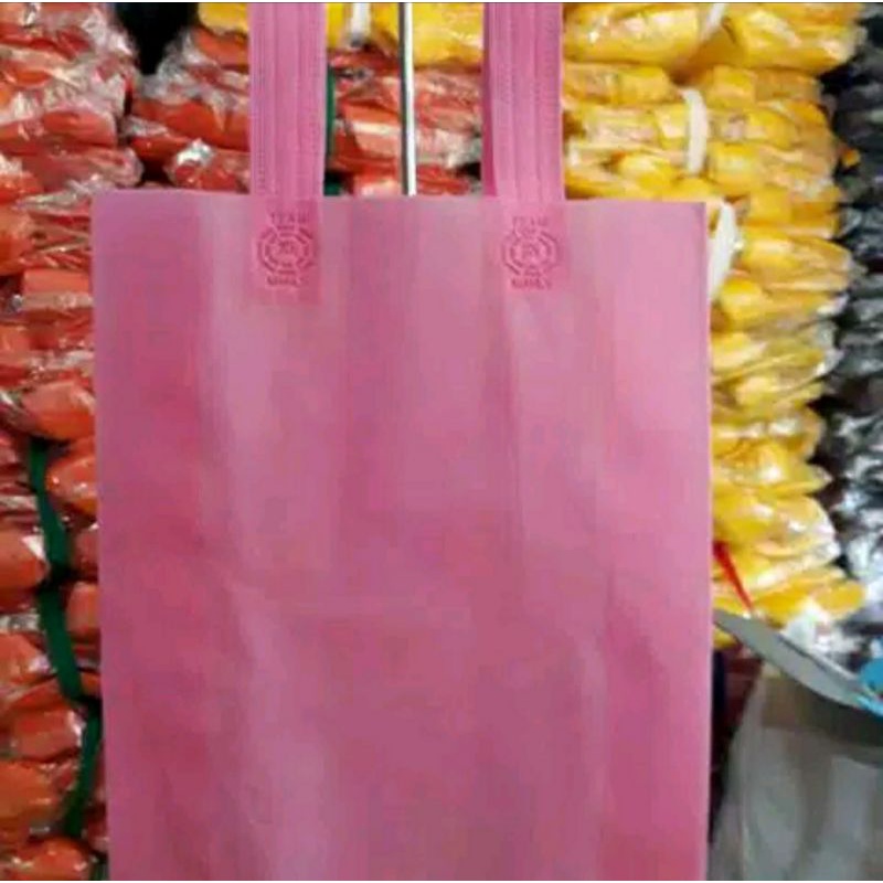 

TAS KAIN / SPUNDBOND / GOODY BAG