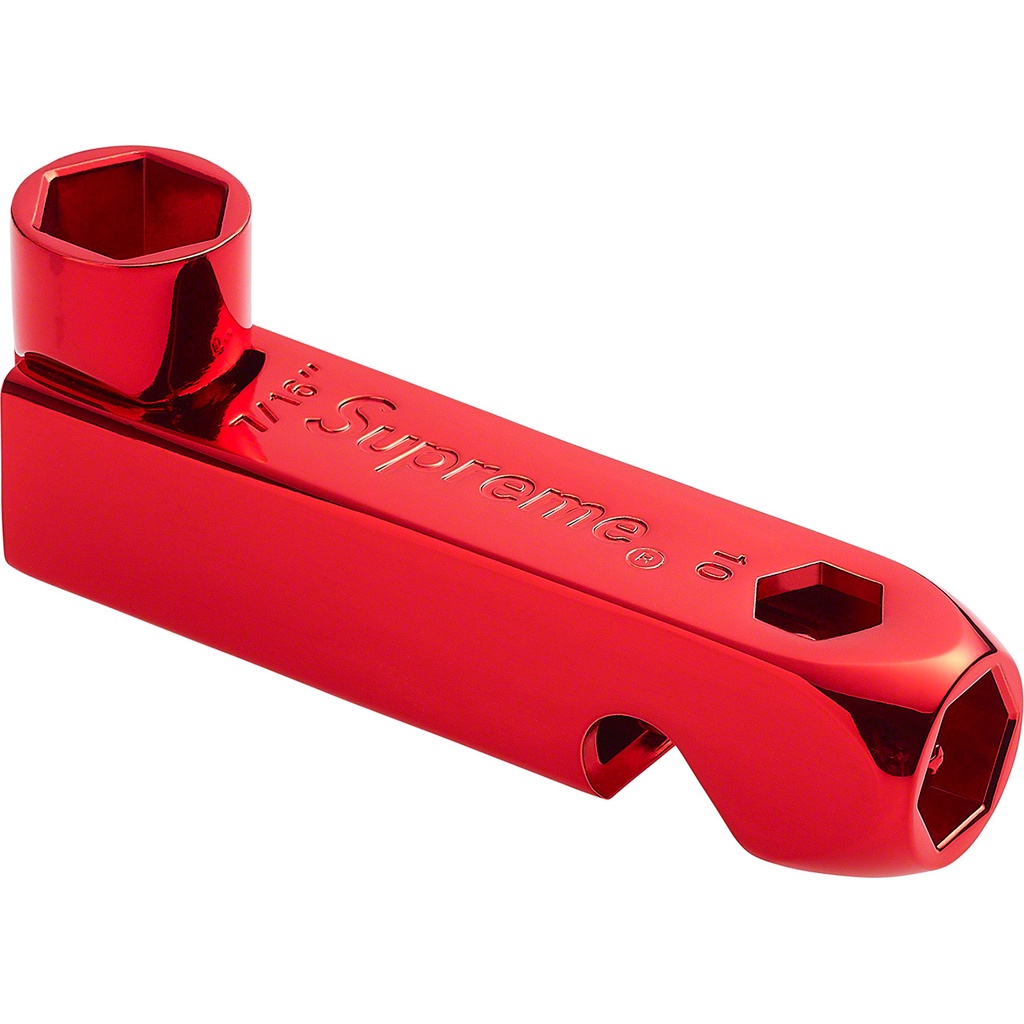 Supreme skateboard pipe skate tools