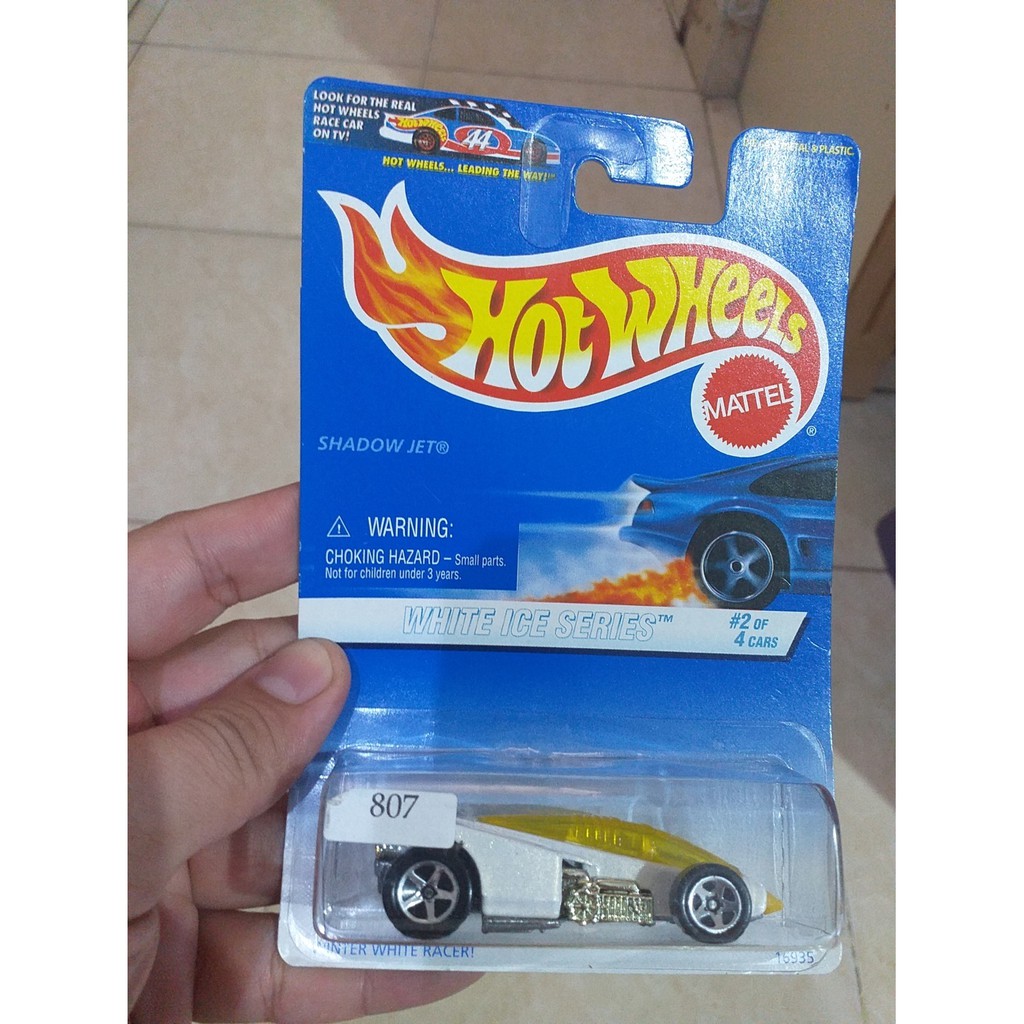 HOT WHEELS SHADOW JET PUTIH