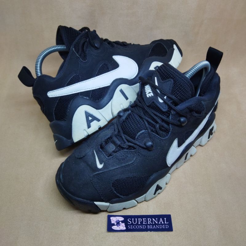 Nike Air Barrage Low Black/White second like new size 40