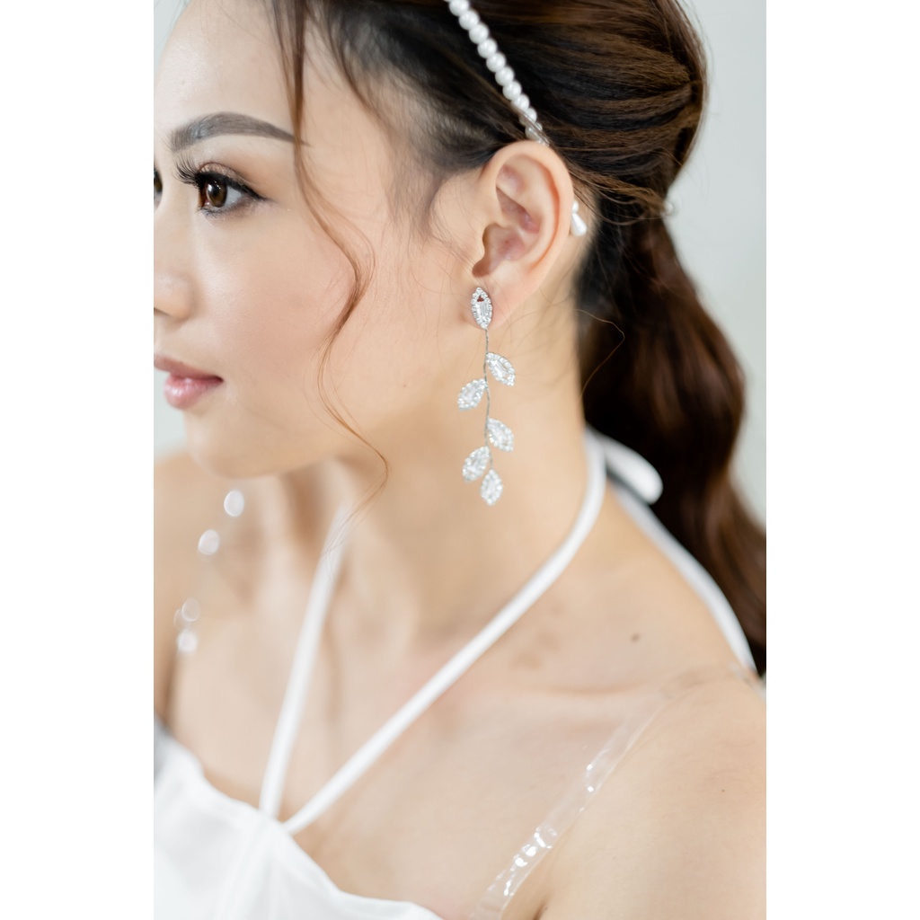 Holly Earing - Anting Earing Mutiara Rekomendasi untuk Bride