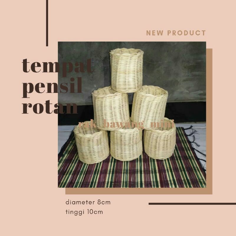 

Tempat Pensil Rotan