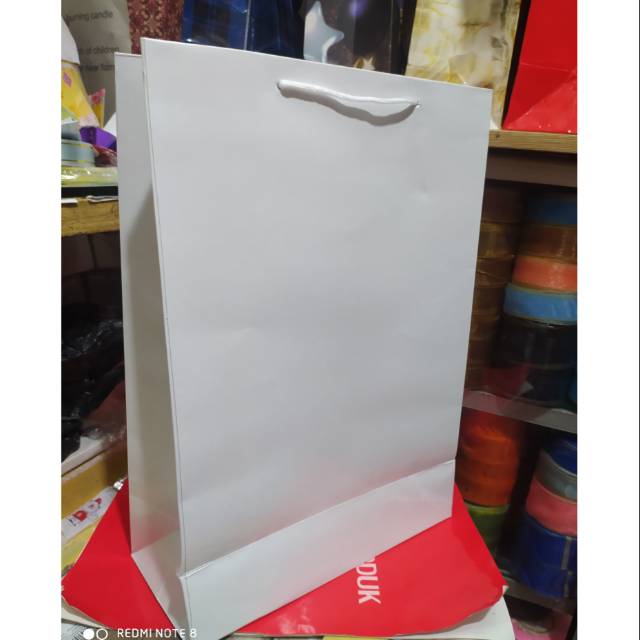 

Paper bag polio putih isi 12pcs bahan tebal terlaris dan termurah