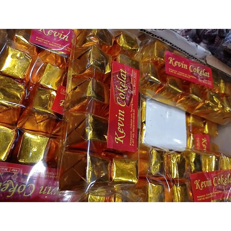 

COKLAT BATANGAN / COKLAT PIRAMID /JAJANAN TRADISIONAL / MAKANAN RINGAN