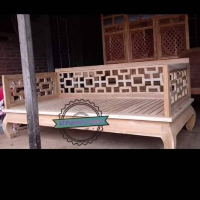 Bale bale sederhana minimalis,kayu jati Jepara bangku kursi panjang MENTAHAN