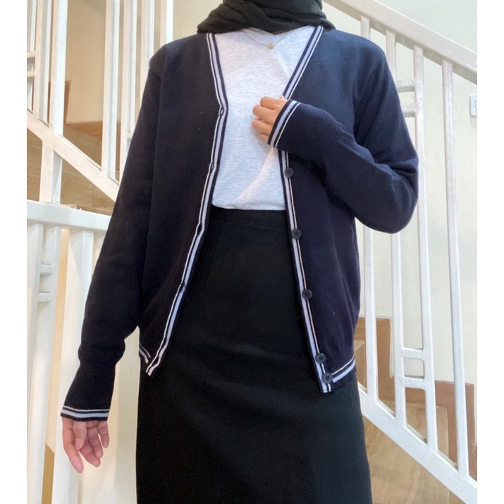 Cardigan Wanita Michiko London Second