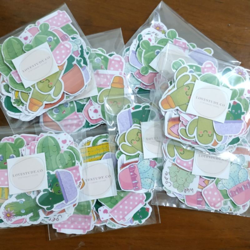 

[MEDIUM SIZE] 40 pcs cactus stiker medium size | high quality